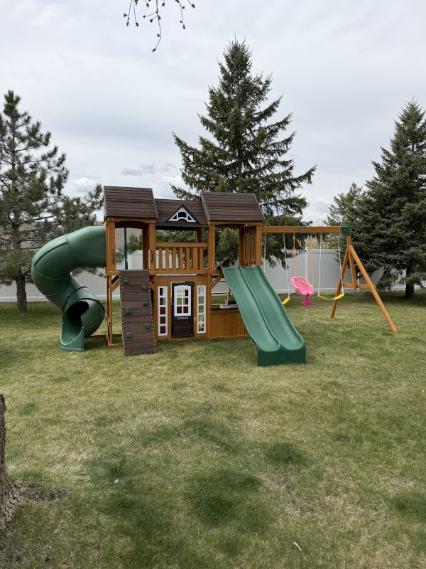 Viola's Swingset